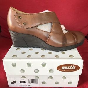 Leather Earth Wedges